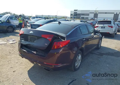 2013 Kia Optima Lx z USA, uszkodzony, nr VIN 5XXGM4A75DG243054
